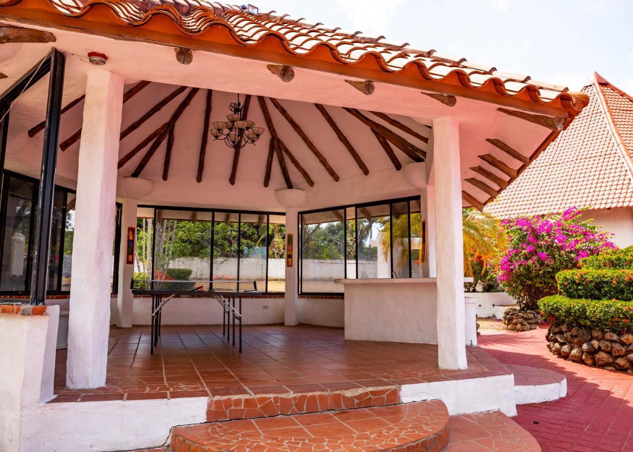 Cottage house نويفا جورجونا المظهر الخارجي الصورة