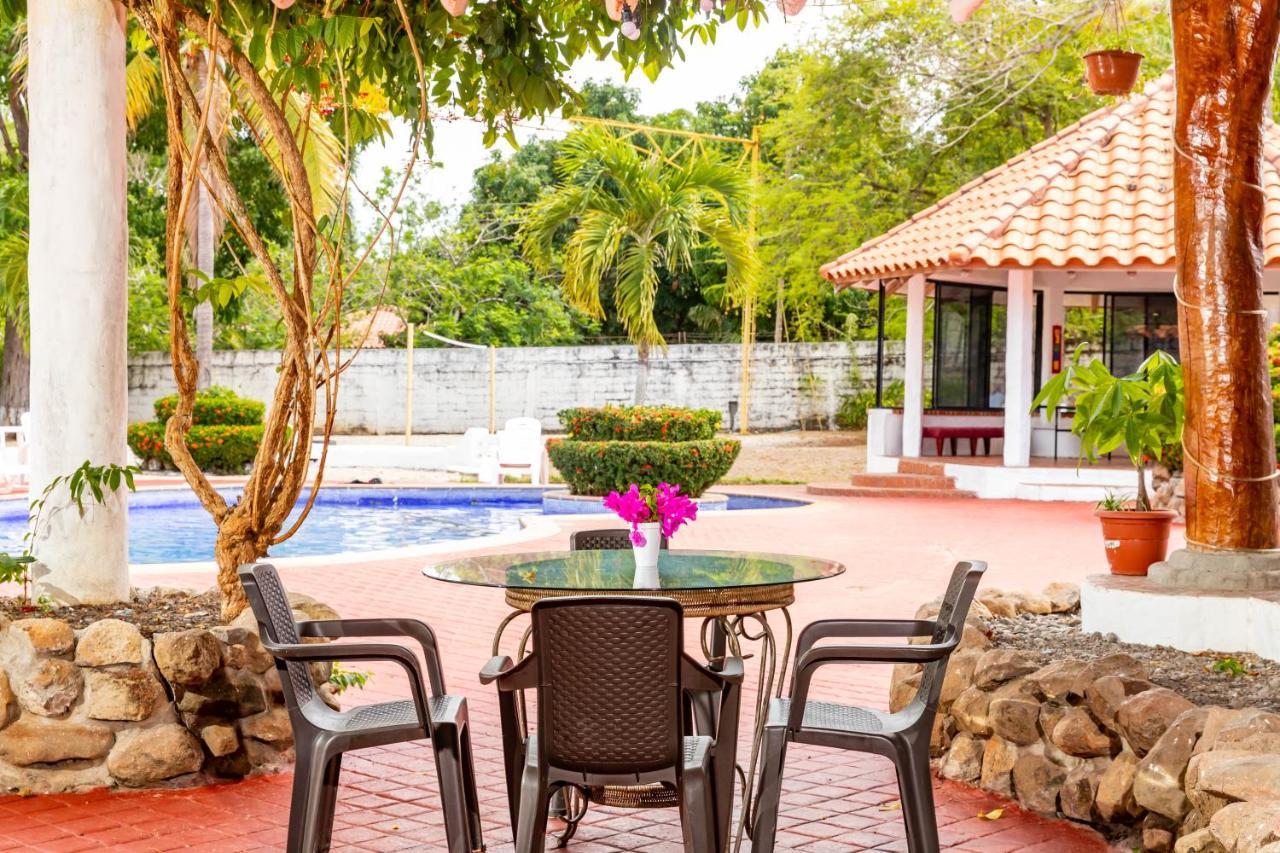 Cottage house نويفا جورجونا المظهر الخارجي الصورة