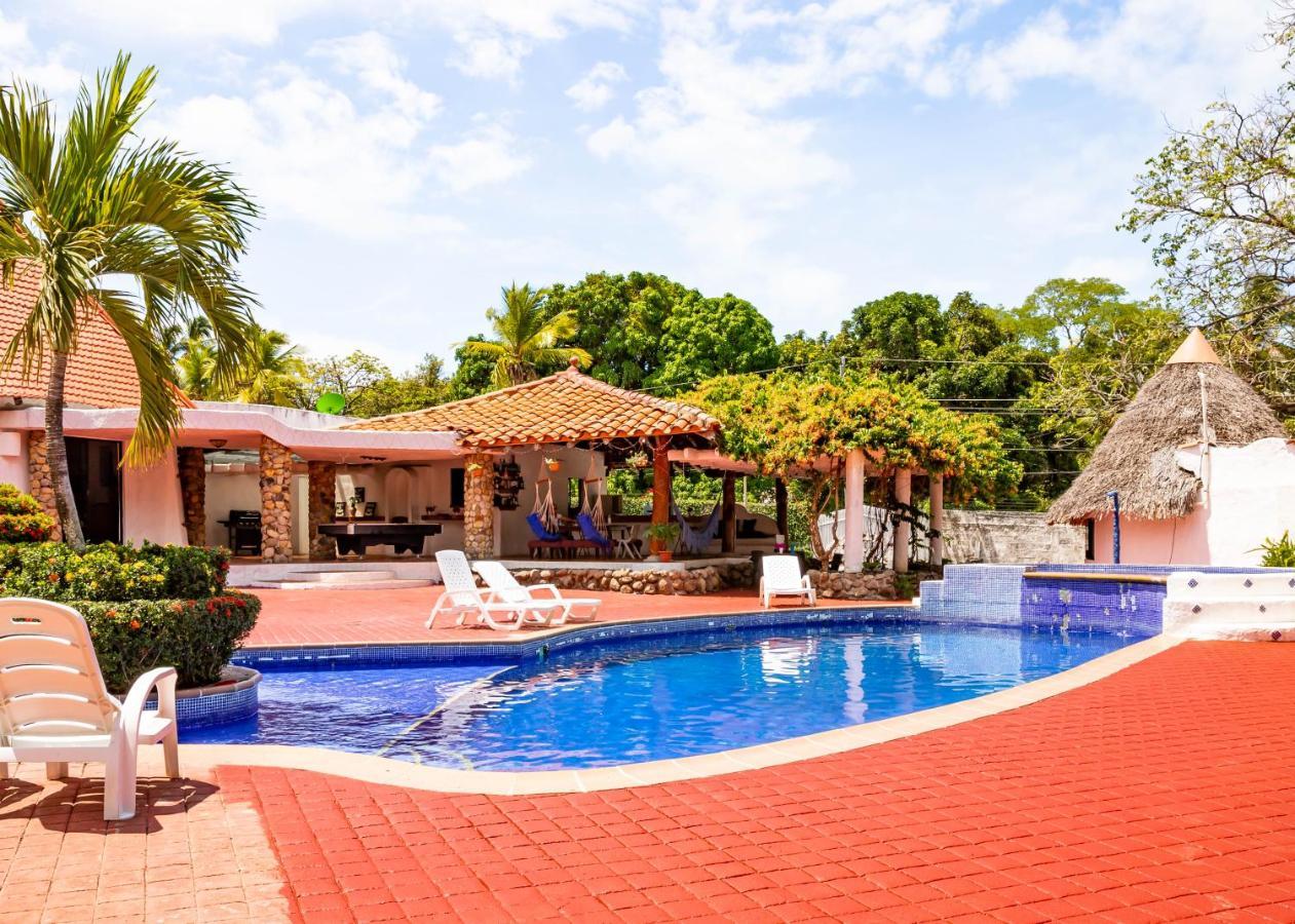 Cottage house نويفا جورجونا المظهر الخارجي الصورة