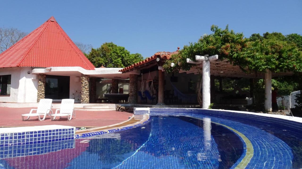Cottage house نويفا جورجونا المظهر الخارجي الصورة